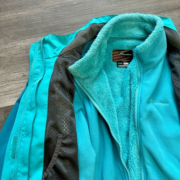 Blue ski jacket with removable, waterproof shell and fleece liner - Picture 9 of 13